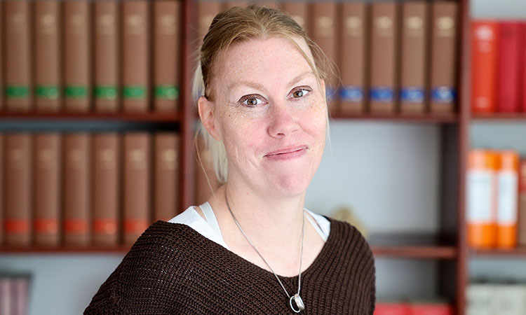 Sandra Briegel - Sekretariat